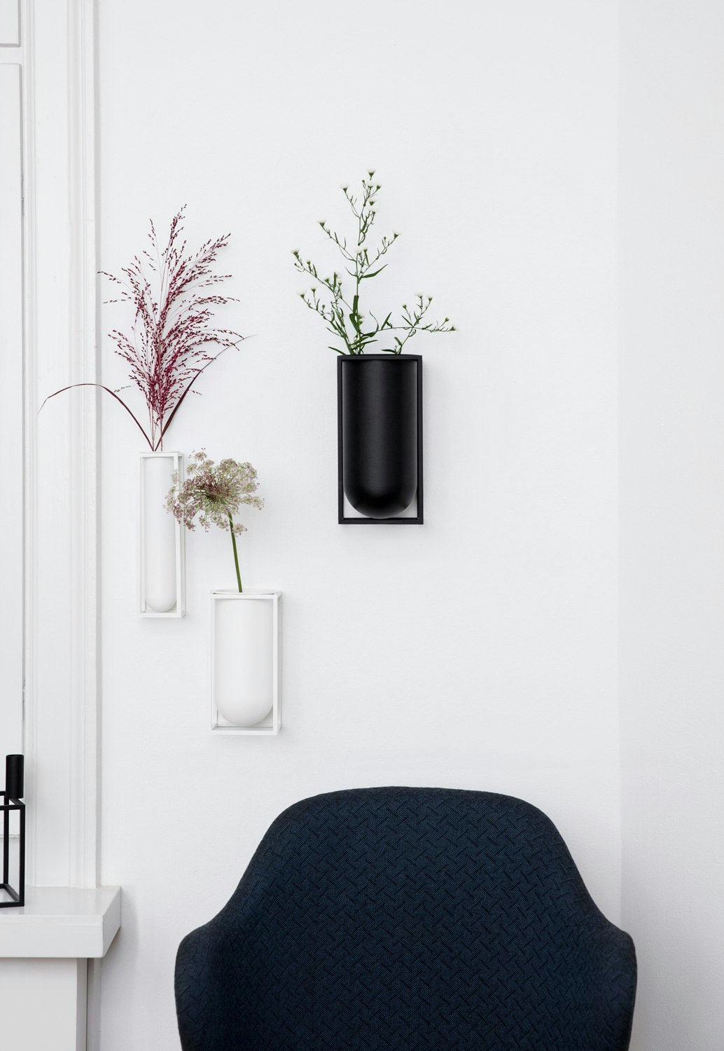 By Lassen Kubus Wall, White