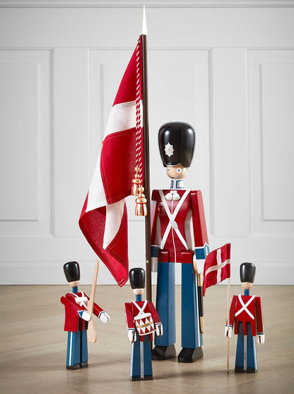 Kay Bojesen Standard-Bearer Medium, Red/Blue/White