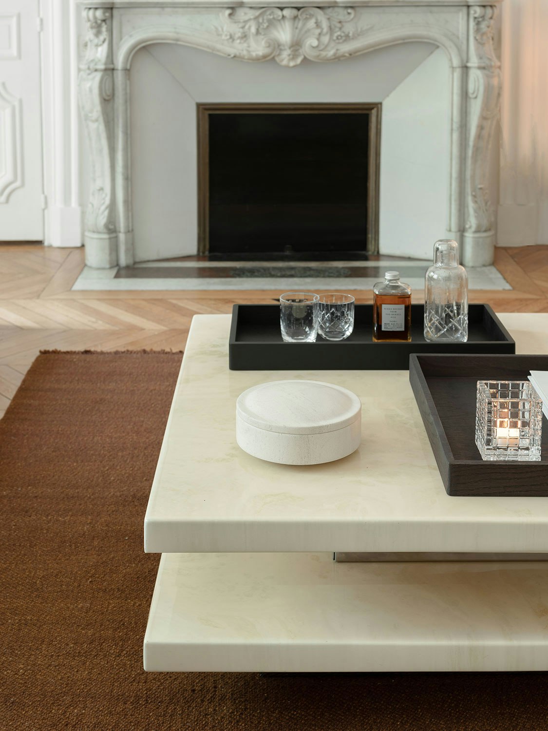  Gallery Objects 07 Dose Ø14 Cm, Lime Stone