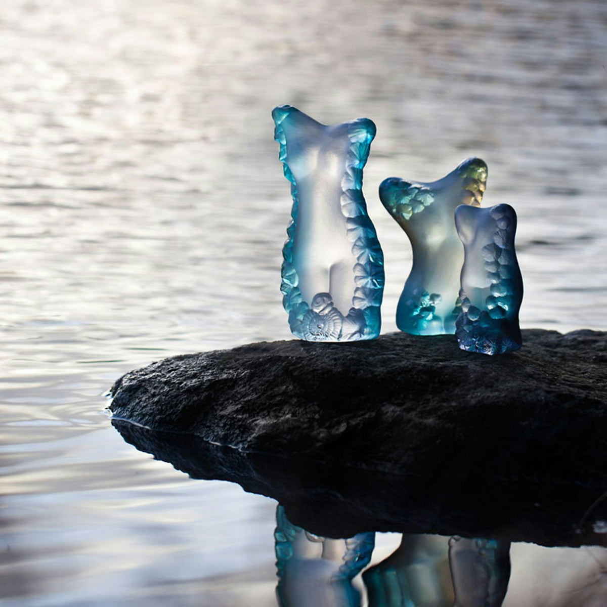  Venus Medium, Blau