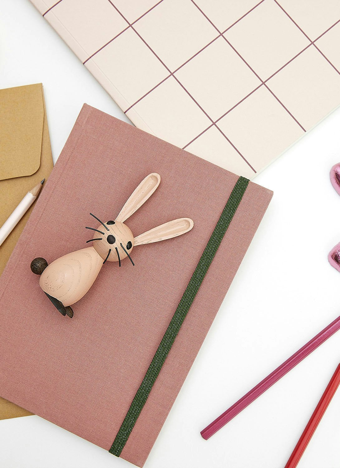 Spring Copenhagen Mini Jumper Hare Holzfigur 11 Cm, Light Pink